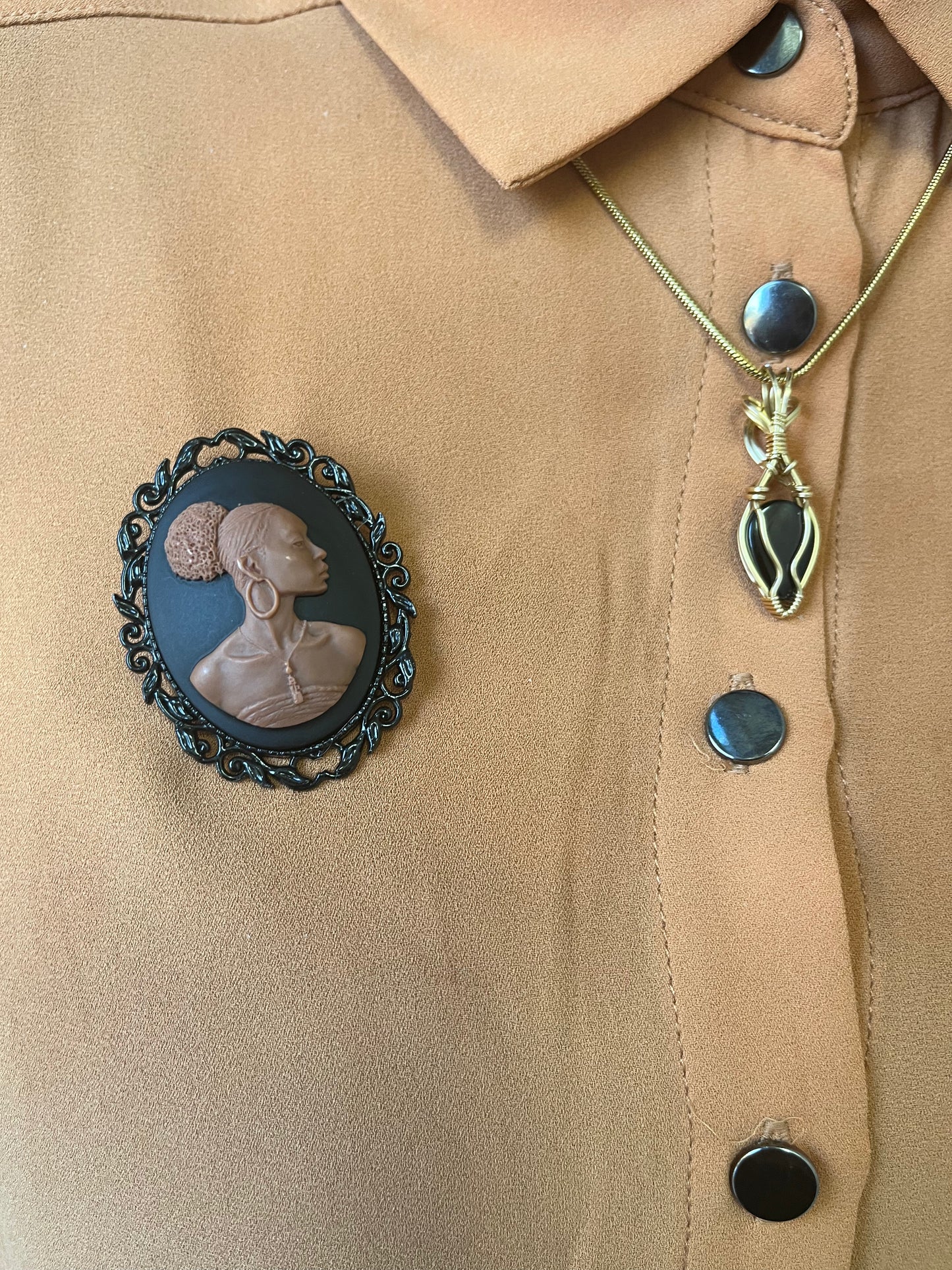 Chamille Cameo