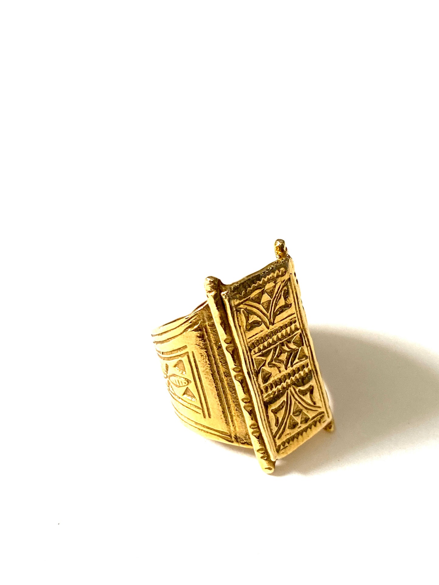 Dua Adjustable Brass Ring
