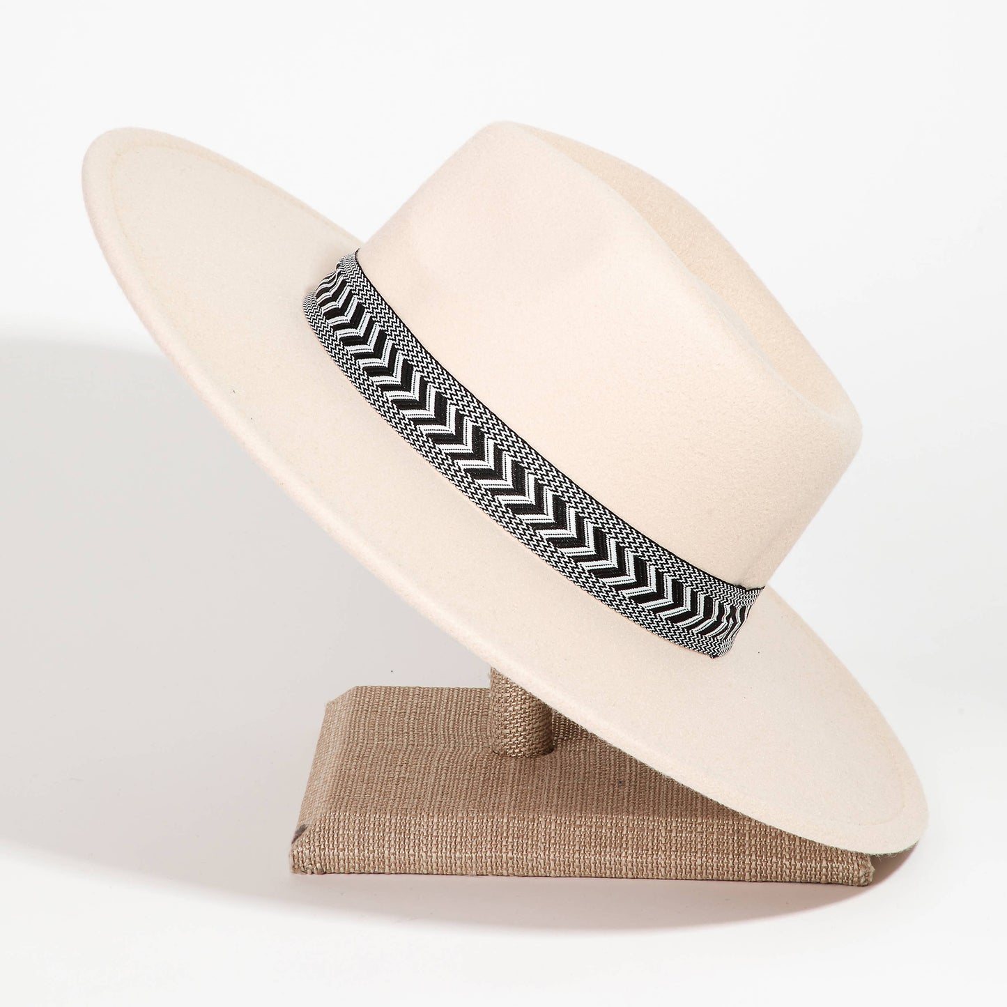Tribal Pattern Strap Fedora (Cream)